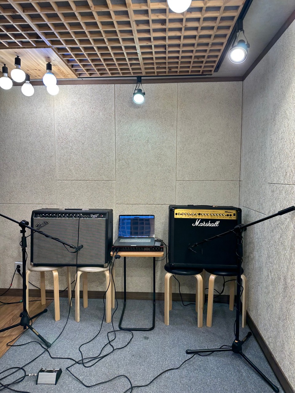 파크뮤직아카데미 기타 녹음 수업 공간